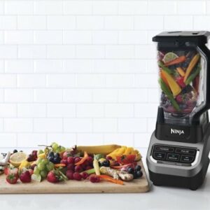 Ninja - Professional 1000 3-Speed Blender - Black/Silver