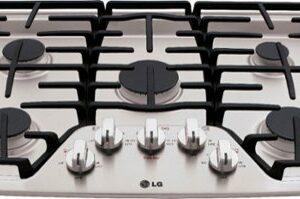 LG - 30" Built-In Gas Cooktop with 5 Burners and Superboil - Stainless Steel