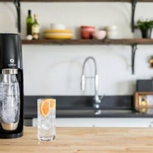 SodaStream - Fizzi One Touch Sparkling Water Maker Kit - Black