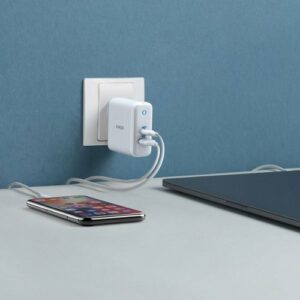 Anker - PowerPort PD 60W GaN Fast Charger and USB-C to C Cable 6ft for Macbook and Mobile Devices - White