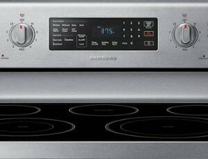 Samsung - 5.9 Cu. Ft. Freestanding Electric Convection Range with Self-Steam Cleaning - Stainless Steel