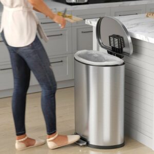 iTouchless - SoftStep 13.2-Gal. Half-Round Trash Can - Silver