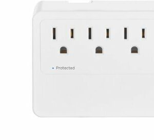 Insignia™ - 3 Outlet/3 USB Desktop Power Tap 900 Joules Surge Protector - White