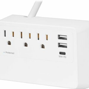 Insignia™ - 3 Outlet/3 USB Desktop Power Tap 900 Joules Surge Protector - White