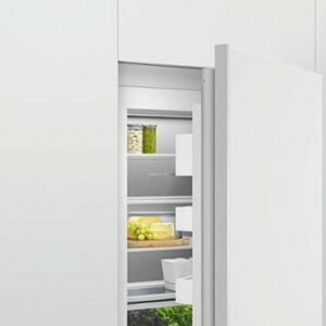 Fisher & Paykel - 24in. 12.1 cu.ft. Bottom-Freezer Built-In Column Refrigerator with Stainless Interior and Internal Ice and Water - Custom Panel Ready