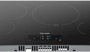 Thermador - Masterpiece Series 30" Built-In Electric Induction Cooktop with 4 elements and Frameless Design - Silver