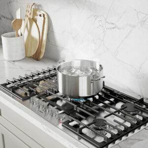 Bosch - 500 Series 36" Built-In Gas Cooktop with 5 burners - Stainless Steel