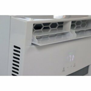 Freonic - 250 Sq. Ft. 6,000 BTU Window Air Conditioner - White