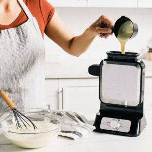 Ninja - Belgian Waffle Maker PRO NeverStick - Black/Stainless Steel