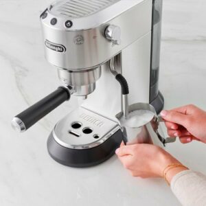 De'Longhi - EC885M Dedica Arte Pump Espresso Machine - Stainless Steel