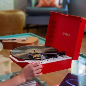 Victrola - Re-Spin Sustainable Bluetooth Suitcase Record Player - Poinsettia Red