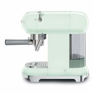 SMEG Semi-Automatic Espresso Machine with 15 bar pressure - Pastel Green