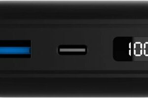 Energizer - Ultimate Lithium 20,000 mAh 20W USB-C PD & 15W Qi Wireless Universal Portable Battery Charger Power Bank w/ LCD Display - Black