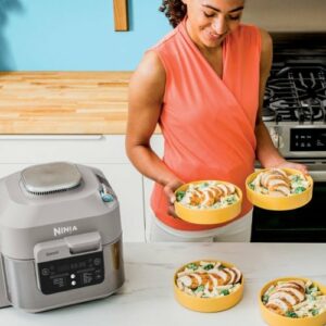 Ninja - Speedi Rapid Cooker & Air Fryer, 6-QT Capacity, 12-in-1 Functionality, 15-Minute Meals All In One Pot - Light Gray